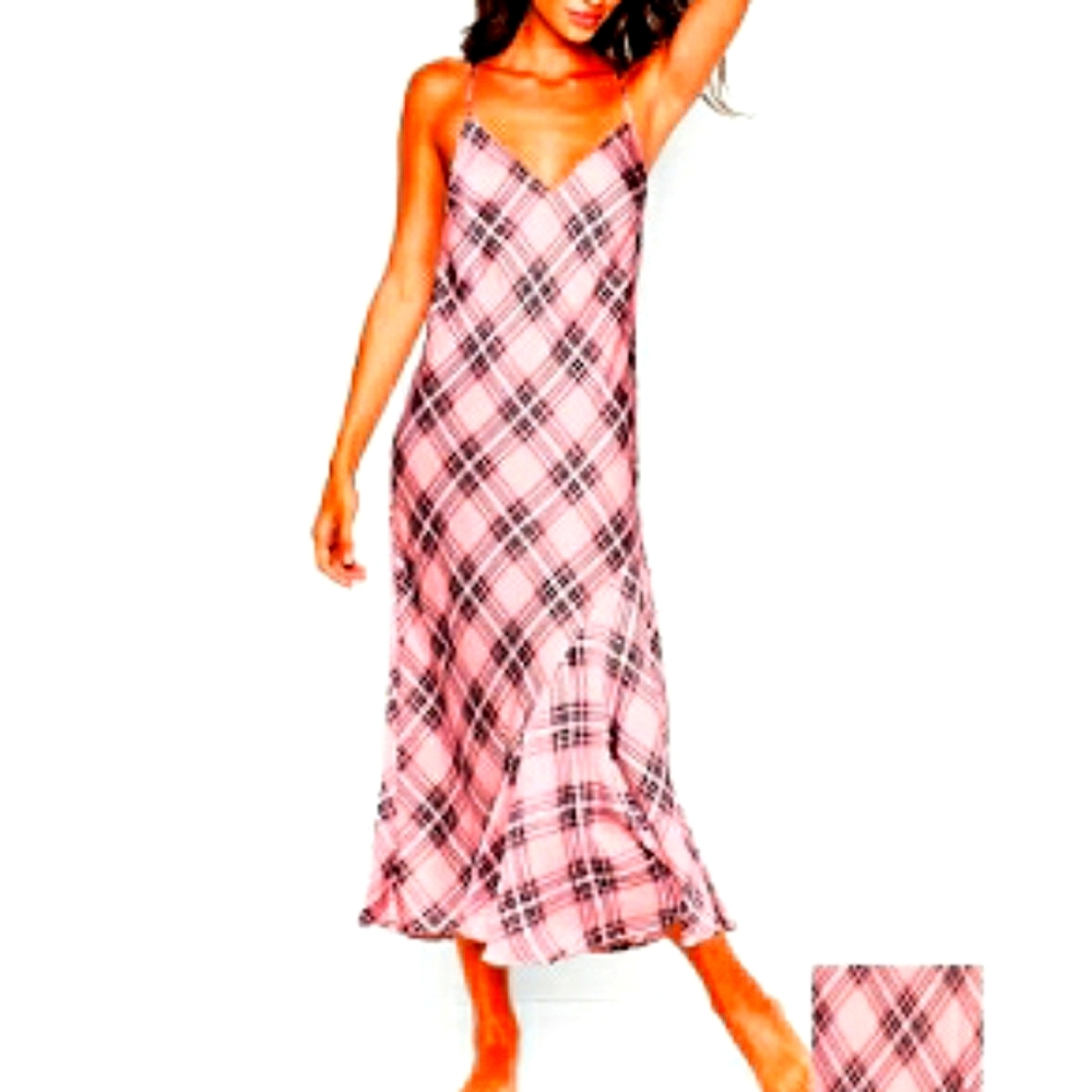 Asymmetrical long Satin Slip